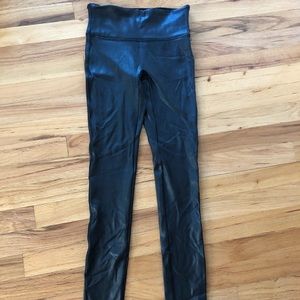 Spanx faux leather leggings small